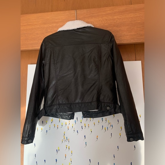 Ashley Outwear Jacket - Picture 3 of 4